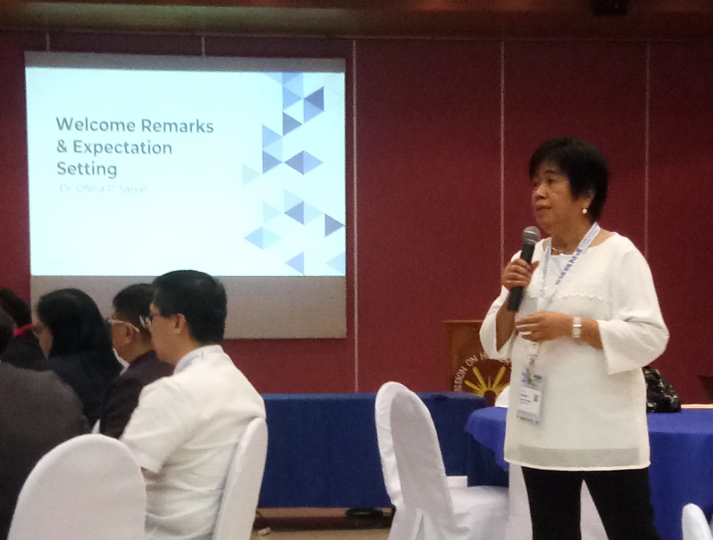 Dr. Ofelia Saniel delivering her welcome remarks and the expectation for the PNHRS SOME session.